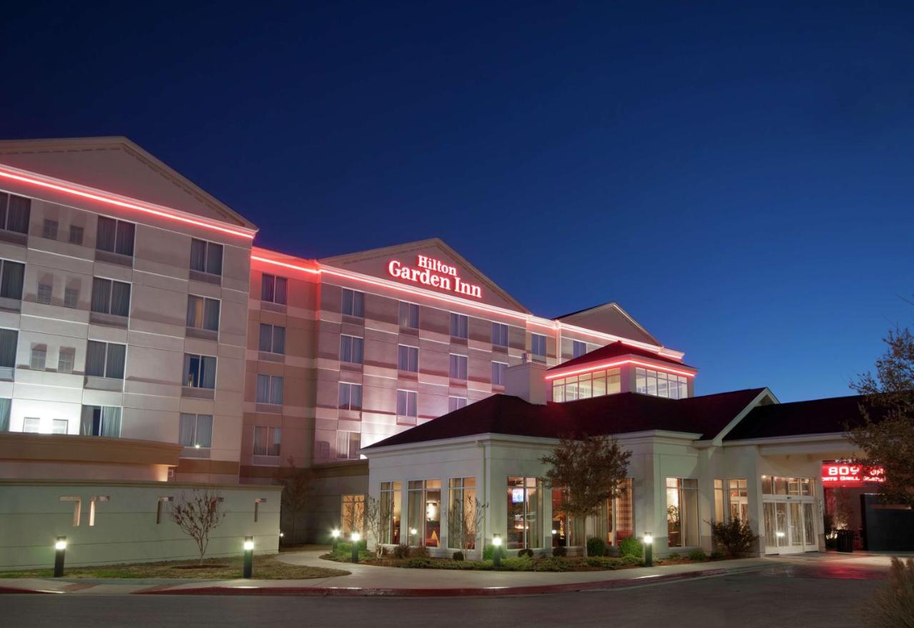 Hilton Garden Inn Oklahoma City Midtown Exterior foto
