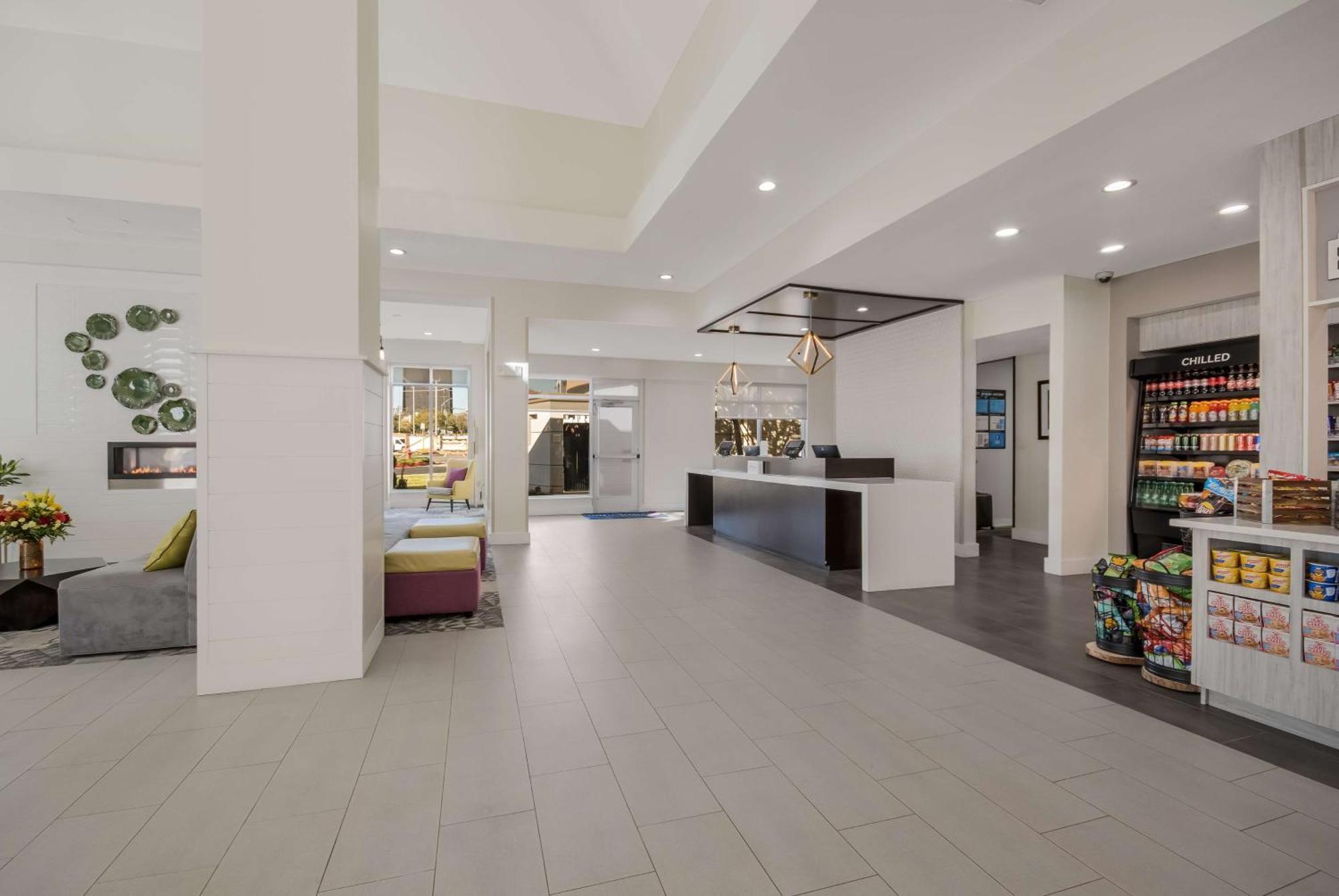 Hilton Garden Inn Oklahoma City Midtown Exterior foto