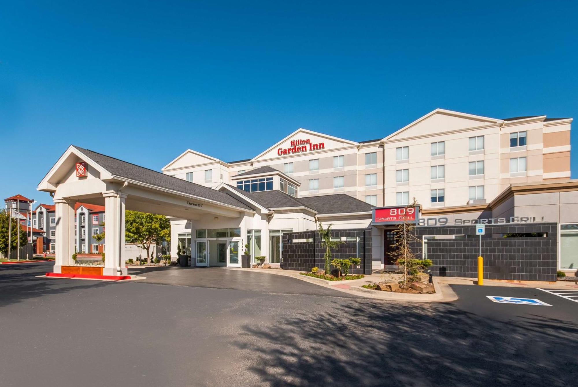 Hilton Garden Inn Oklahoma City Midtown Exterior foto